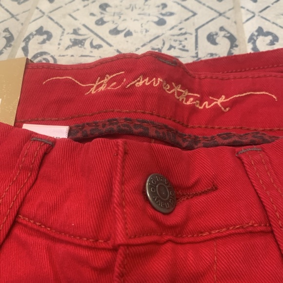 Old Navy Jeans - Size 2 - Picture 4 of 13